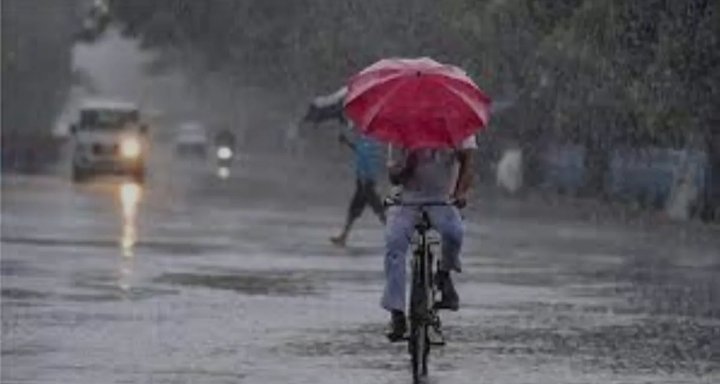 छत्तीसगढ़ के अलग-अलग हिस्सों में अगले तीन दिन आंधी-बारिश का अलर्ट, आज 24 जिलों में बूंदाबांदी के आसार