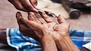 लखपति बनी भिखारीनी, भिखारी के घर चोरों ने बोला धावा, चिल्लर समेत 1 लाख कैश पार