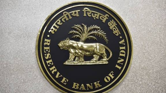 RBI की नई गाइडलाइन, इन ग्राहकों के दावे 15 दिन में निपटेंगे, देरी पर बैंक देगा 5,000 रुपये मुआवजा
