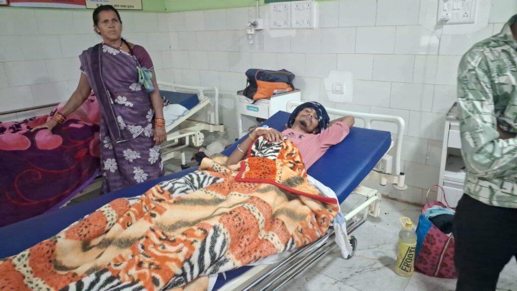 CG: छठी संस्कार की पार्टी बनी आफत, 31 लोग बीमार, एक महिला की हालत गंभीर