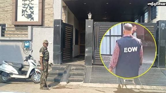 CG: EOW की रेड से मचा हड़कंप, तीन कारोबारियों के प्रतिष्ठानों पर मारा छापा