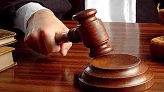 10 साल की सौतेली बेटी से दुष्कर्म के बाद बोला था नशे में गलती हो गई, कोर्ट ने दी उम्र कैद की सजा