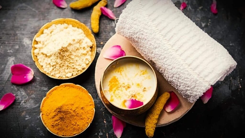 रूप चौदस पर तिल के तेल और उबटन से ऐसे निखारें अपनी स्किन, दीवाली पर नहीं पड़ेगी ब्यूटी पार्लर जाने की जरूरत