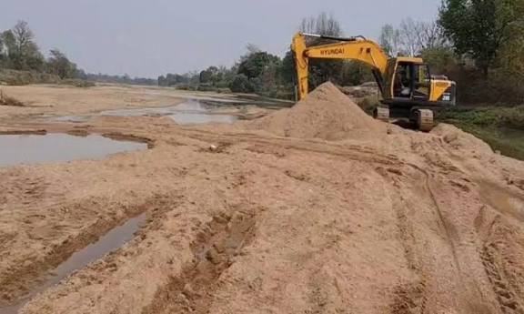 CG: इन 6 जिलों की 18 रेत खदानों की ई-नीलामी शुरू, 7 से 13 नवंबर तक खुलेंगे टेंडर