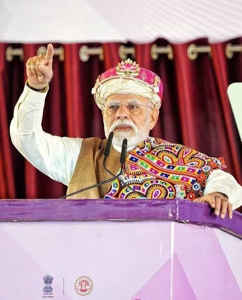 CG: पीएम नरेंद्र मोदी ने किया डिजिटल जनजातीय संग्रहालय का उदघाटन, वीर आदिवासी नायकों को किया नमन