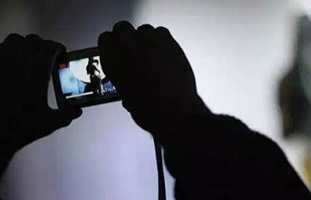 चुनाव मे अपना दमखम दिखाने वाले भाजपा प्रत्याशी का अश्लील वीडियो वायरल, बंद कमरे में महिला के साथ कर रहे ऐसा काम