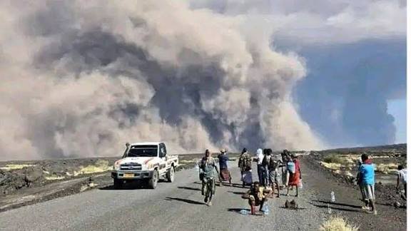 ज्वालामुखी विस्फोट से उठी राख, भारत के लिए बनी मुसीबत, कई फ्लाइट प्रभावित