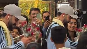 CG: कोहली को देख रोने लगी लड़की, सबसे ज्यादा क्रेज ROKO का, टिकट काउंटरों के बाहर जबरदस्त भीड़