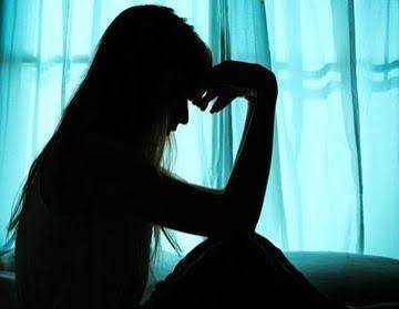 CG: मोबाइल के लिए पिता ने डांटा तो बेटी ने उठाया खौफनाक कदम, परिवार में छाया मातम