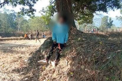 CG: गौरा-गौरी महोत्सव देखने आए युवक ने फांसी लगाकर की खुदकुशी, कारण अज्ञात