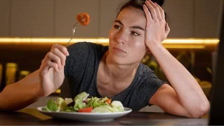 बार-बार भूख लगना नहीं है नॉर्मल, इन गंभीर बीमारियों का हो सकता है संकेत, जानिए डॉक्टर का क्या है कहना