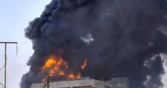 पटाखा फैक्ट्री बनी श्मशान, 18 जिंदा जले; आसमान में उड़े चीथड़े और बिछ गई लाशें