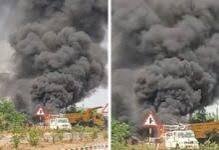 CG: रोड मार्किंग मशीन में ब्लास्ट, आसमान में उठा धुएं का गुबार; मची अफरा-तफरी