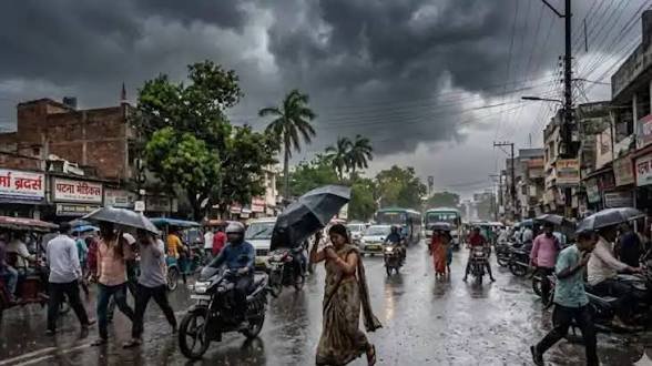CG: अगले 3 घंटे में गरज-चमक के साथ तेज हवाओं का अलर्ट, इन जिलों में मौसम बिगड़ने की संभावना