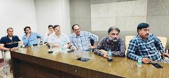 CG: बढ़ने वाला है बसों का किराया! परिवहन विभाग की हुई बैठक, बस संचालकों को जारी किए गए 10 अहम निर्देश