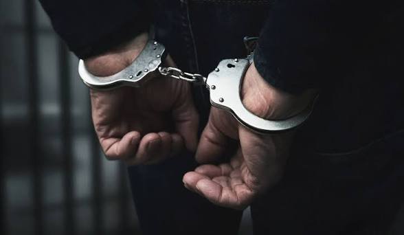 CG: विदेश में पढ़ाई और नौकरी का झांसा, करियर कंसल्टेंसी संचालक पति पत्नी सहित 3 गिरफ्तार