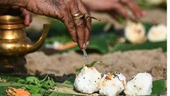 अकाल मृत्यु पाने वाले पितरों का श्राद्ध कब? जानें चतुर्दशी तिथि का शुभ मुहूर्त और तर्पण विधि